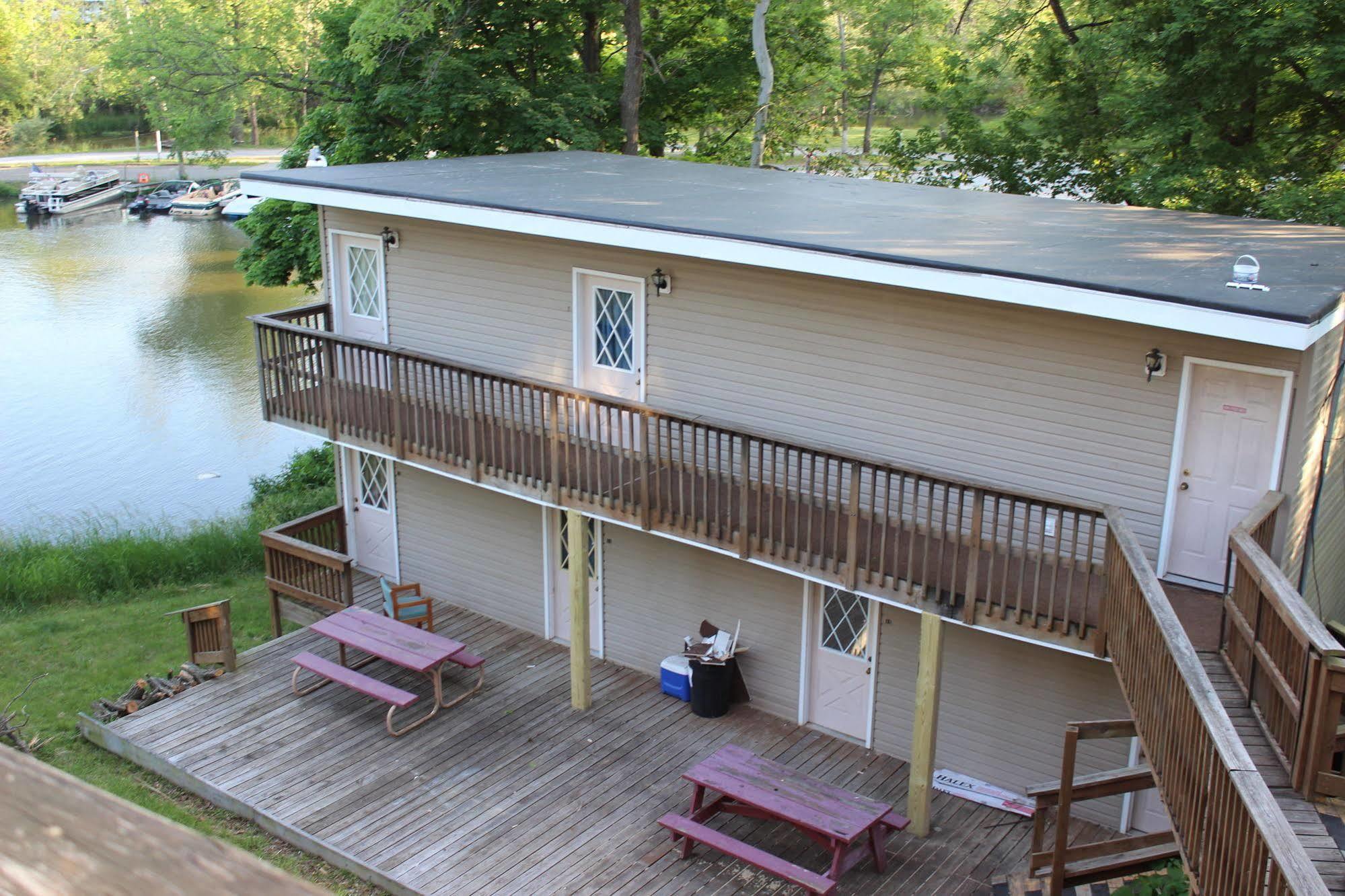 Bluebird Bay Resort Monticello Buitenkant foto